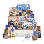 Cadeaupakket - Holland nr 4 - pakket met diverse Hollandse lekkernijen en Hollandse cadeautjes Cadeaupakket - Holland nr 4 - pakket met diverse Hollandse lekkernijen en Hollandse cadeautjes