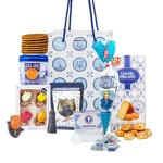 Holland Tas – Dutch Moment - Cadeaupakket met o.m. Stroopwafels - Mokumdrop - Gouda Biscuits Holland Tas – Dutch Moment - Cadeaupakket met o.m. Stroopwafels - Mokumdrop - Gouda Biscuits