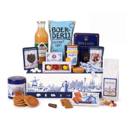 Dutch Moment Classic Kerstpakket  - Hollands Cadeaupakket - 13 Artikelen - Hollandse Lekkernijen